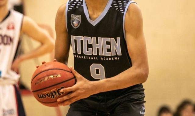 足球免费直播观看-【人物】发色醒目的马刺10号 索汉凭什么俘获圣城？