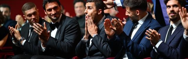 足球比赛直播-罗德里为90后挽尊，这会不会是90后唯一一座金球？