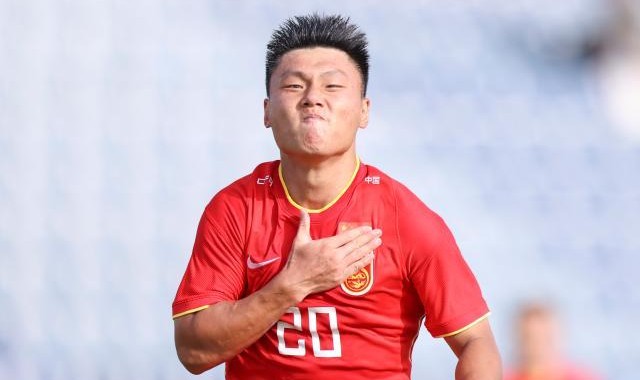 足球游戏-【迪拜杯】方昊上演大四喜 U23国足4比2泰国