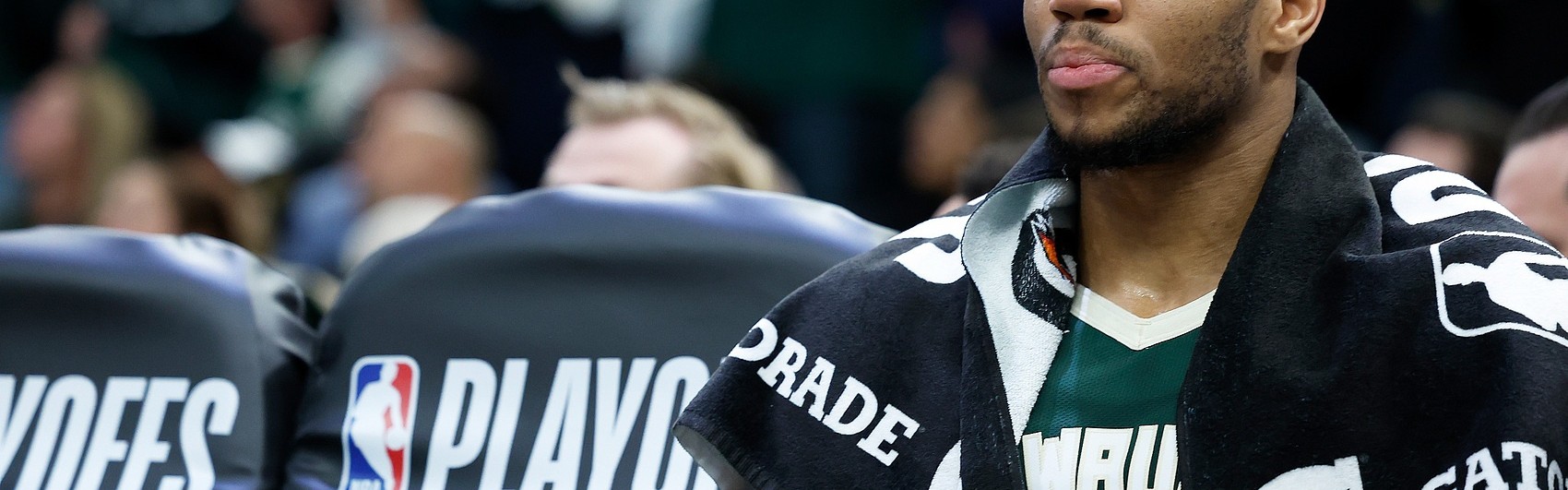 足球比赛直播-苏群：字母哥明确了自己的人设 将来如果有什么变故那责任不在他