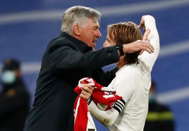 1639356760119064768.jpg 17649-ancelotti-we-are-a-team-no.jpg